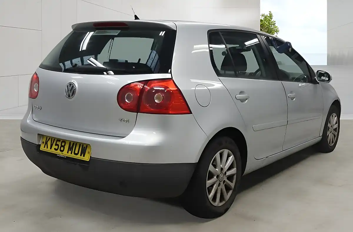 Used 2008 Volkswagen Golf Match Silver - Interior and Exterior details 8
