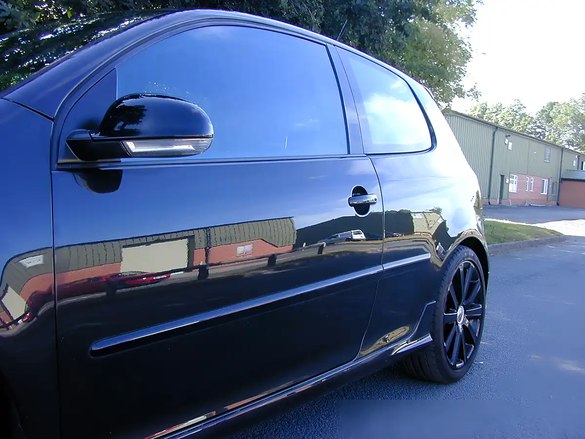 Used 2008 Volkswagen Golf R32 Black - Interior and Exterior details 12