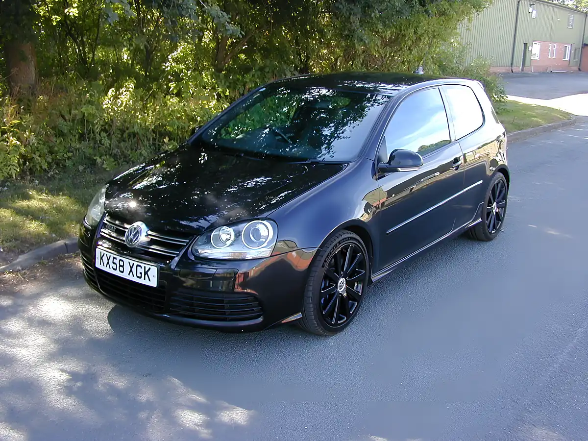 Used 2008 Volkswagen Golf R32 Black - Interior and Exterior details 8