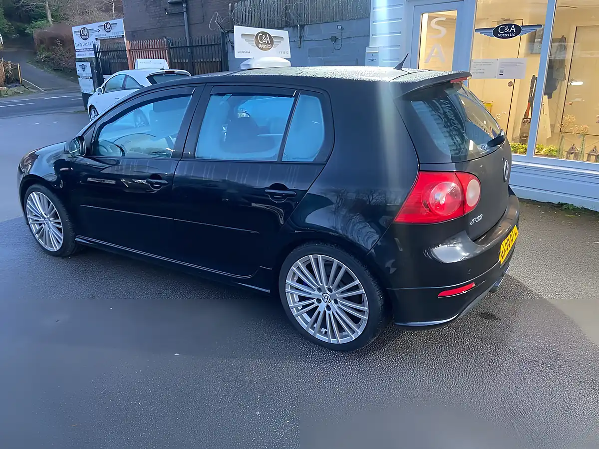 Used 2008 Volkswagen Golf R32 Black - Interior and Exterior details 5