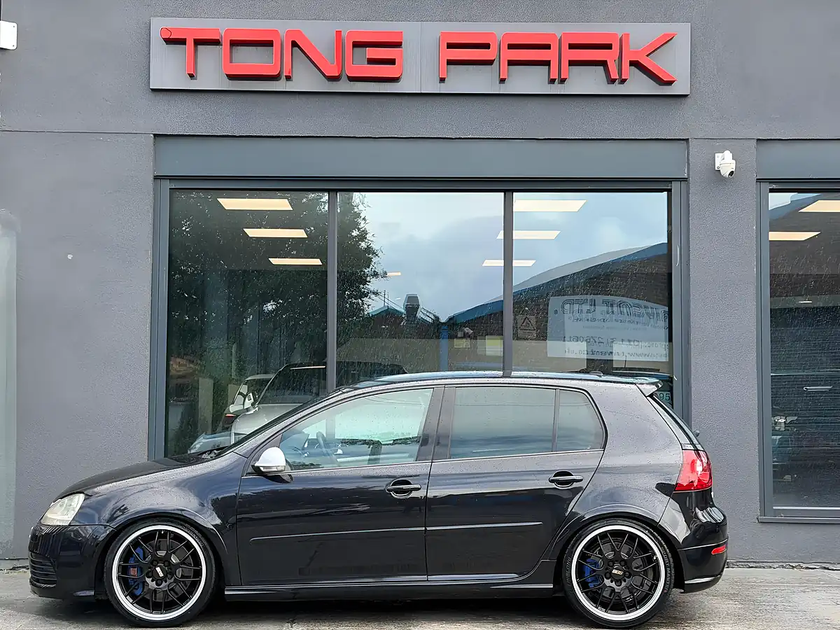 Used 2008 Volkswagen Golf R32 Dsg 4Motion Black - Interior and Exterior details 7