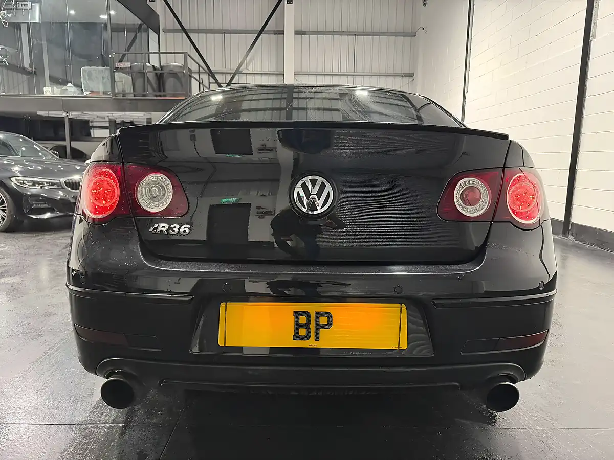Used 2008 Volkswagen Passat R36 Black - Interior and Exterior details 10