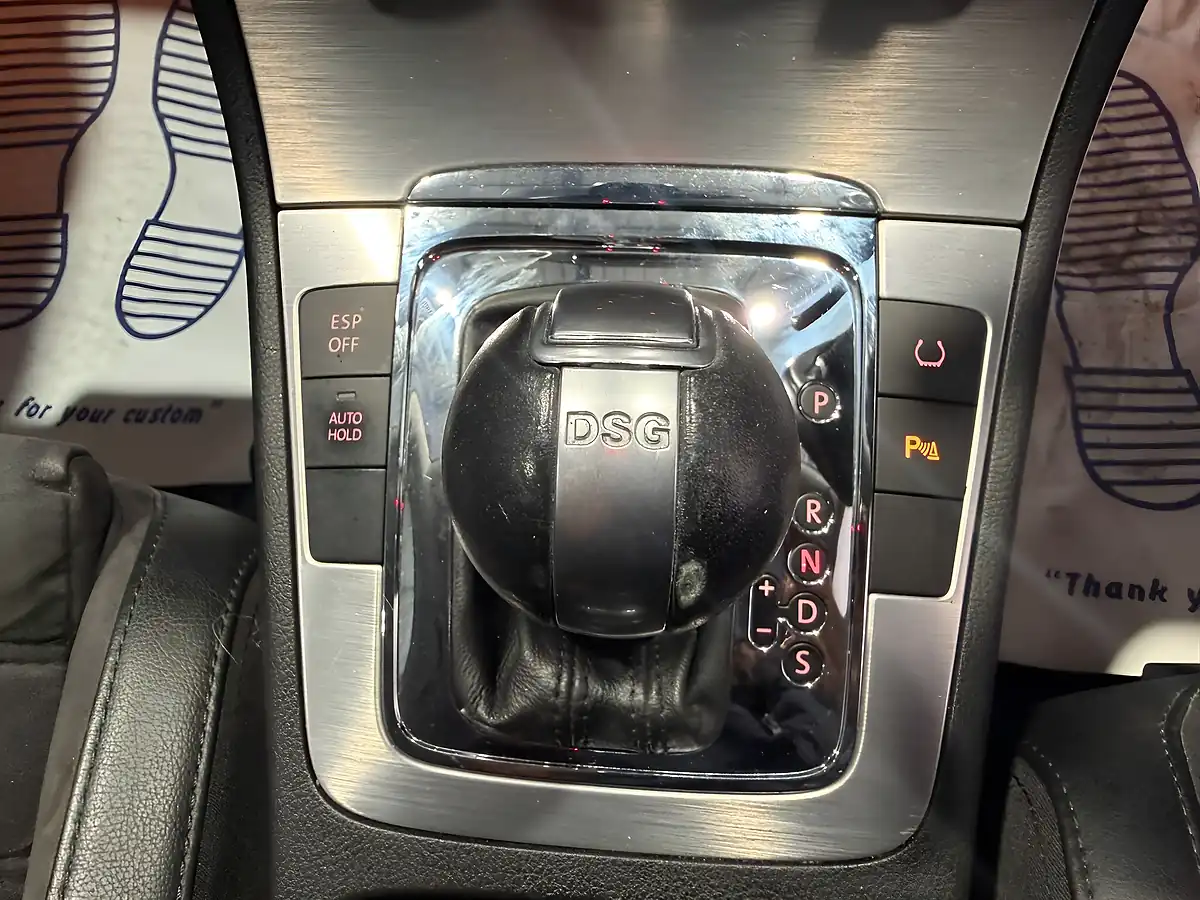 Used 2008 Volkswagen Passat R36 Black - Interior and Exterior details 14
