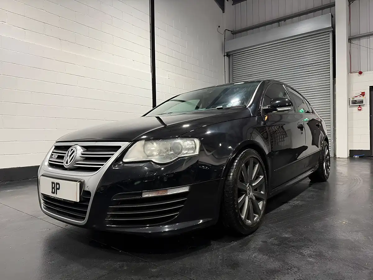 Used 2008 Volkswagen Passat R36 Black - Interior and Exterior details 7