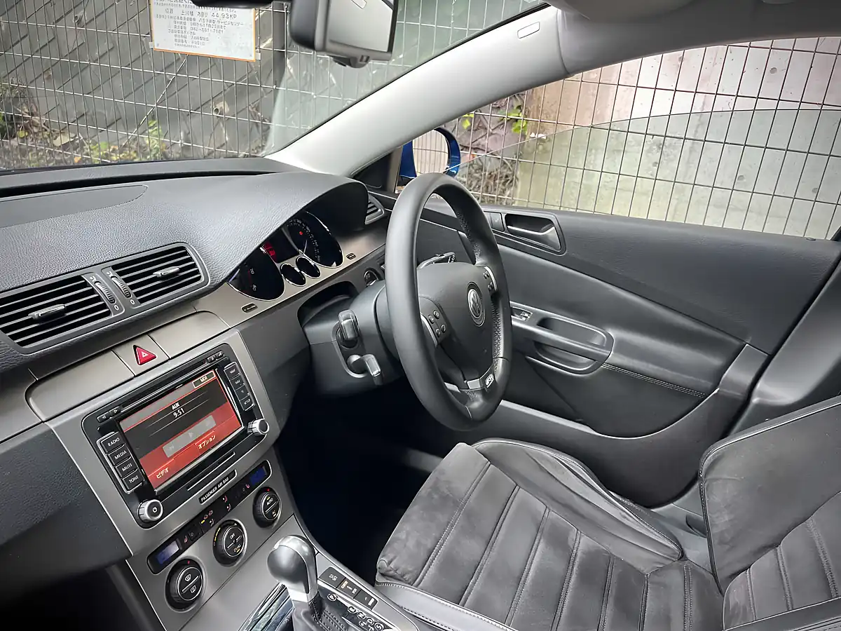 Used 2008 Volkswagen Passat R36 Blue - Interior and Exterior details 14