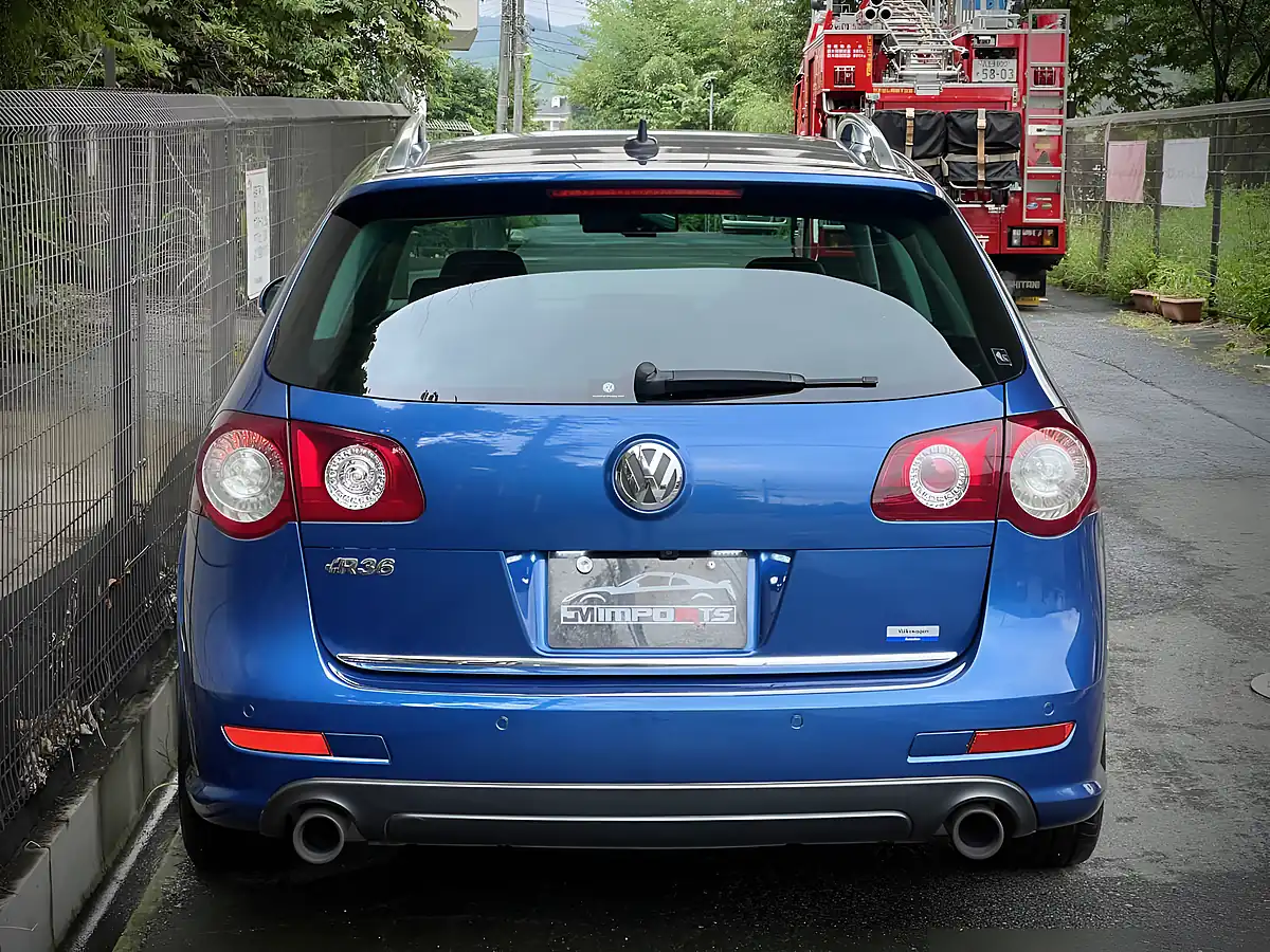 Used 2008 Volkswagen Passat R36 Blue - Interior and Exterior details 8