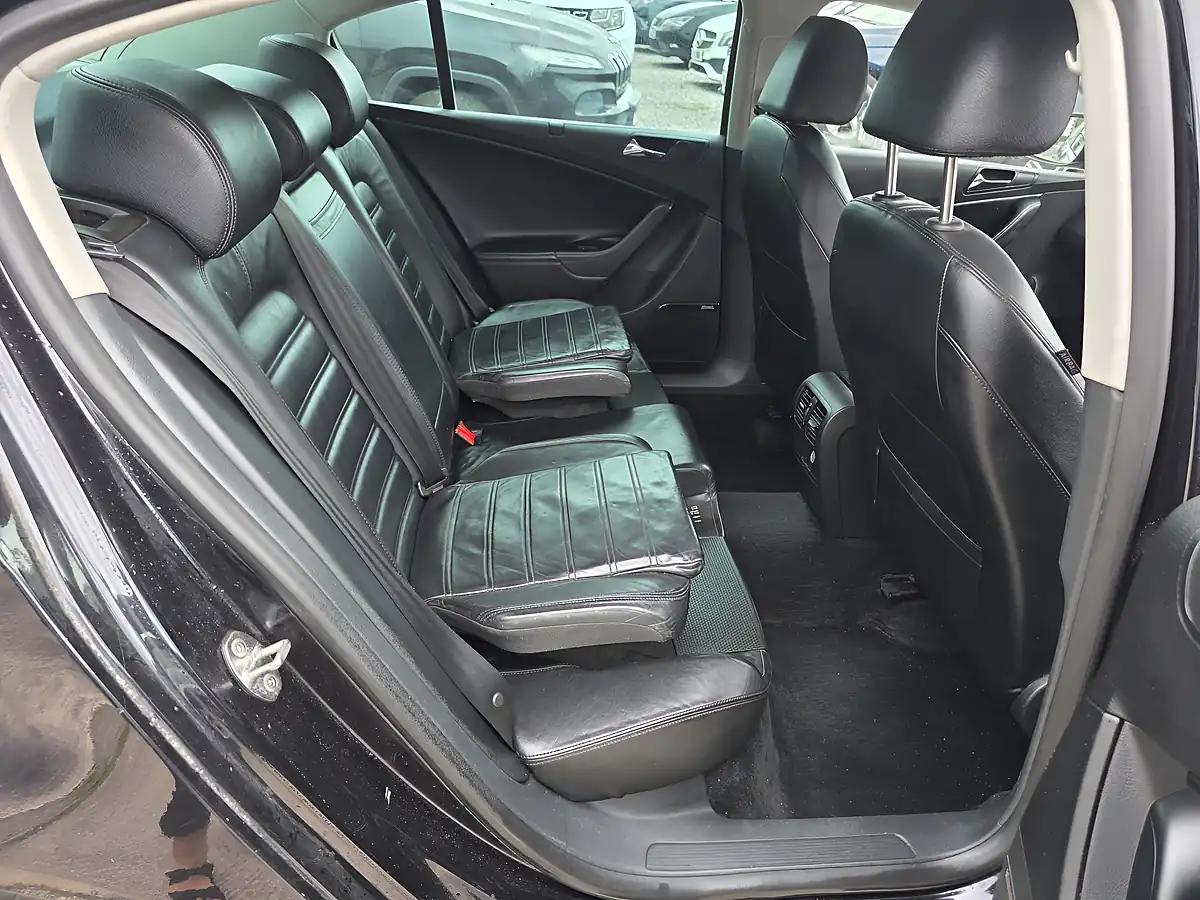 Used 2008 Volkswagen Passat Sport Black - Interior and Exterior details 10