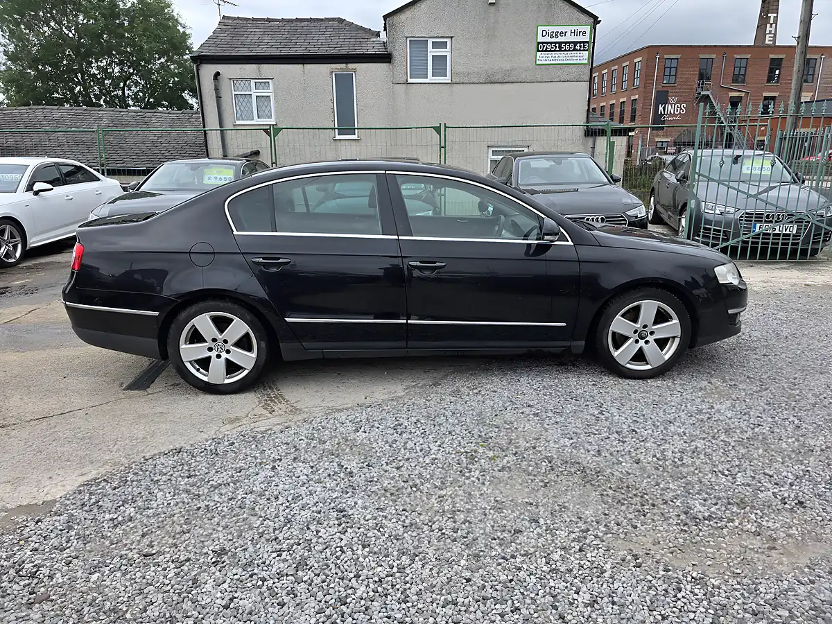 Used 2008 Volkswagen Passat Sport Black - Interior and Exterior details 5