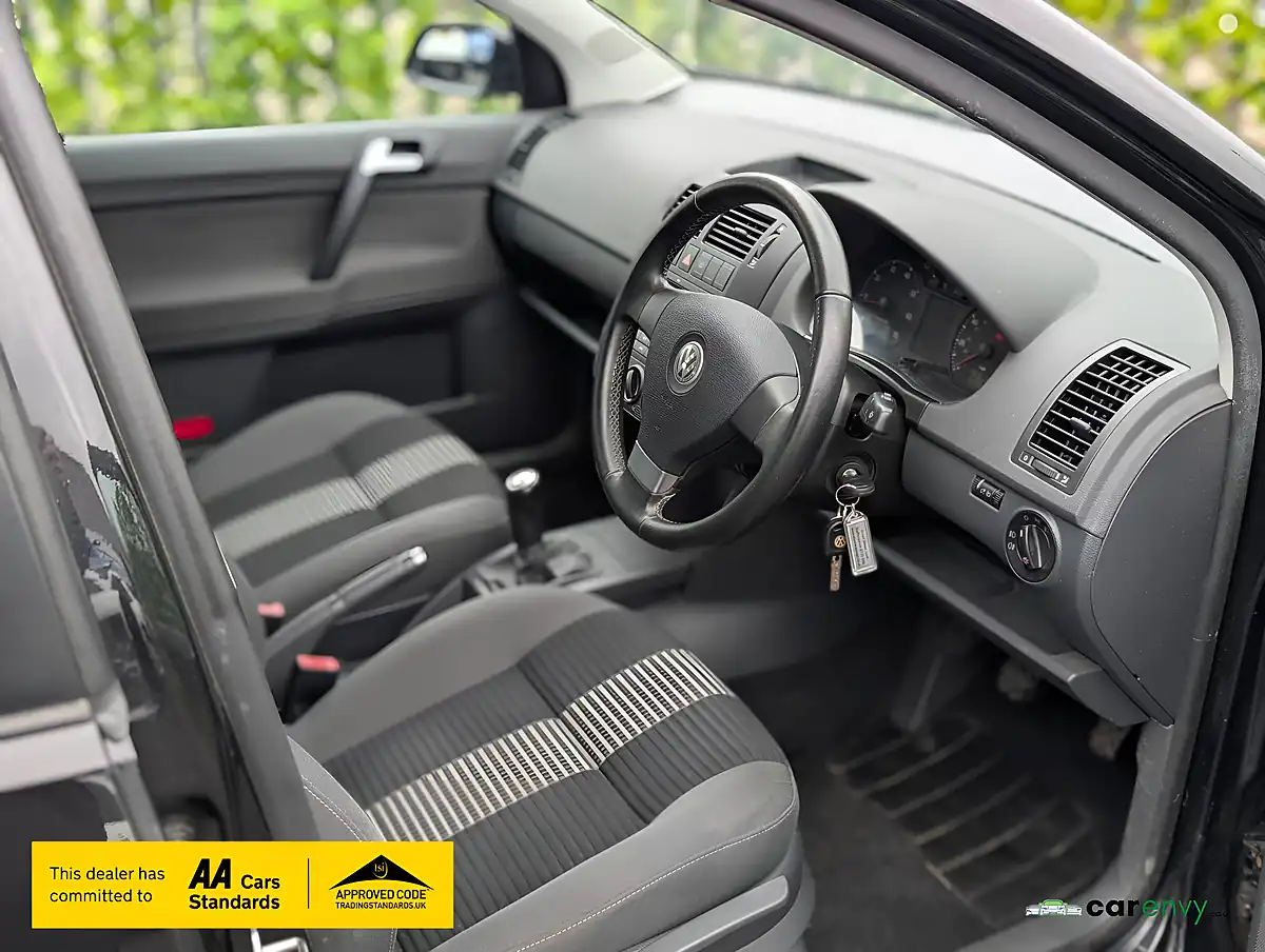 Used 2008 Volkswagen Polo Match Black - Interior and Exterior details 11