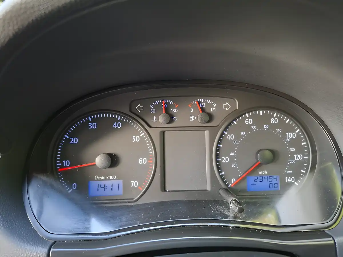 Used 2008 Volkswagen Polo Match Blue - Interior and Exterior details 4
