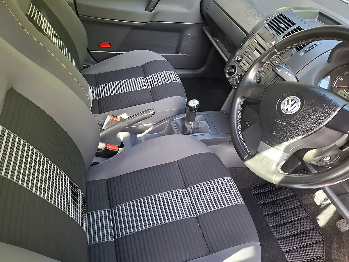 Used 2008 Volkswagen Polo Match Blue - Interior and Exterior details 8