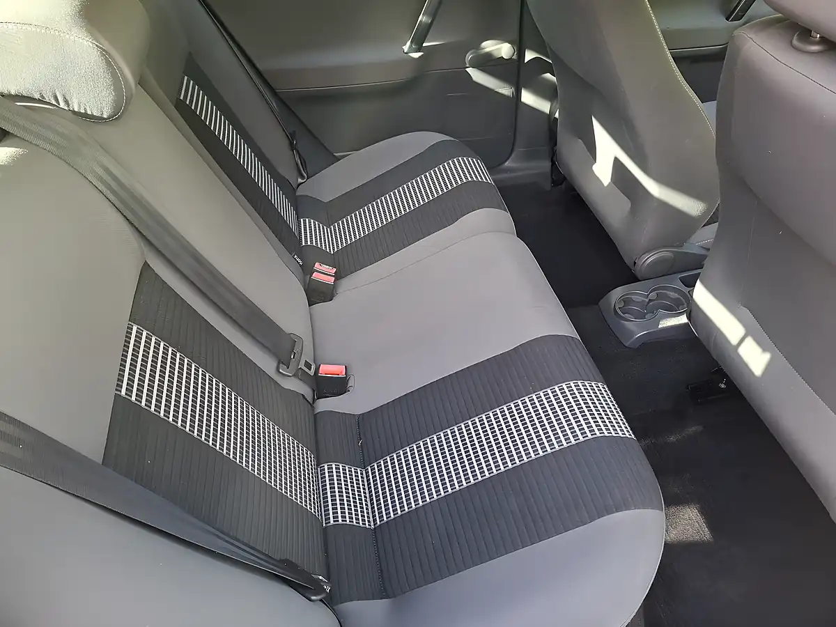 Used 2008 Volkswagen Polo Match Blue - Interior and Exterior details 9