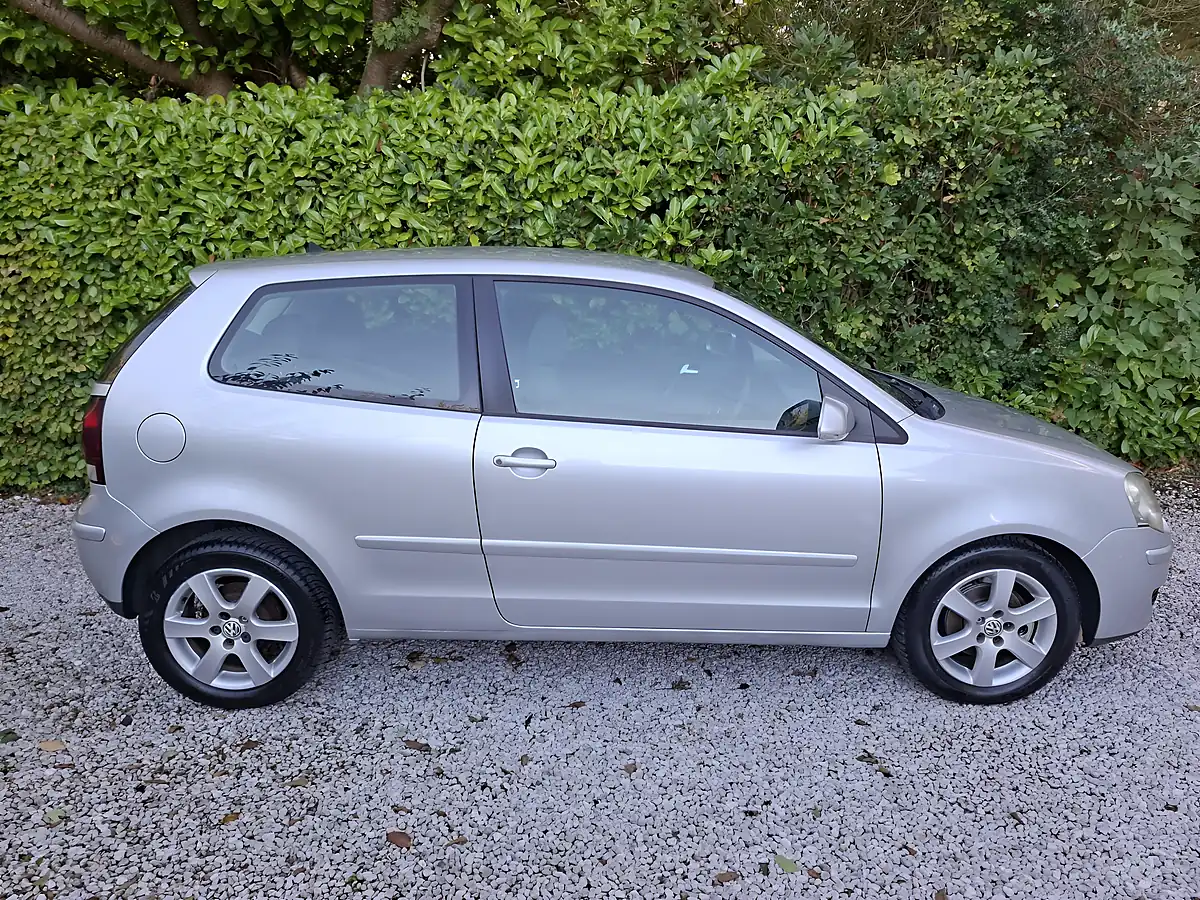 Used 2008 Volkswagen Polo Match Silver - Interior and Exterior details 6