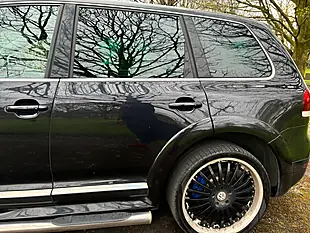Used 2008 Volkswagen Touareg R50 Black - Interior and Exterior details 17