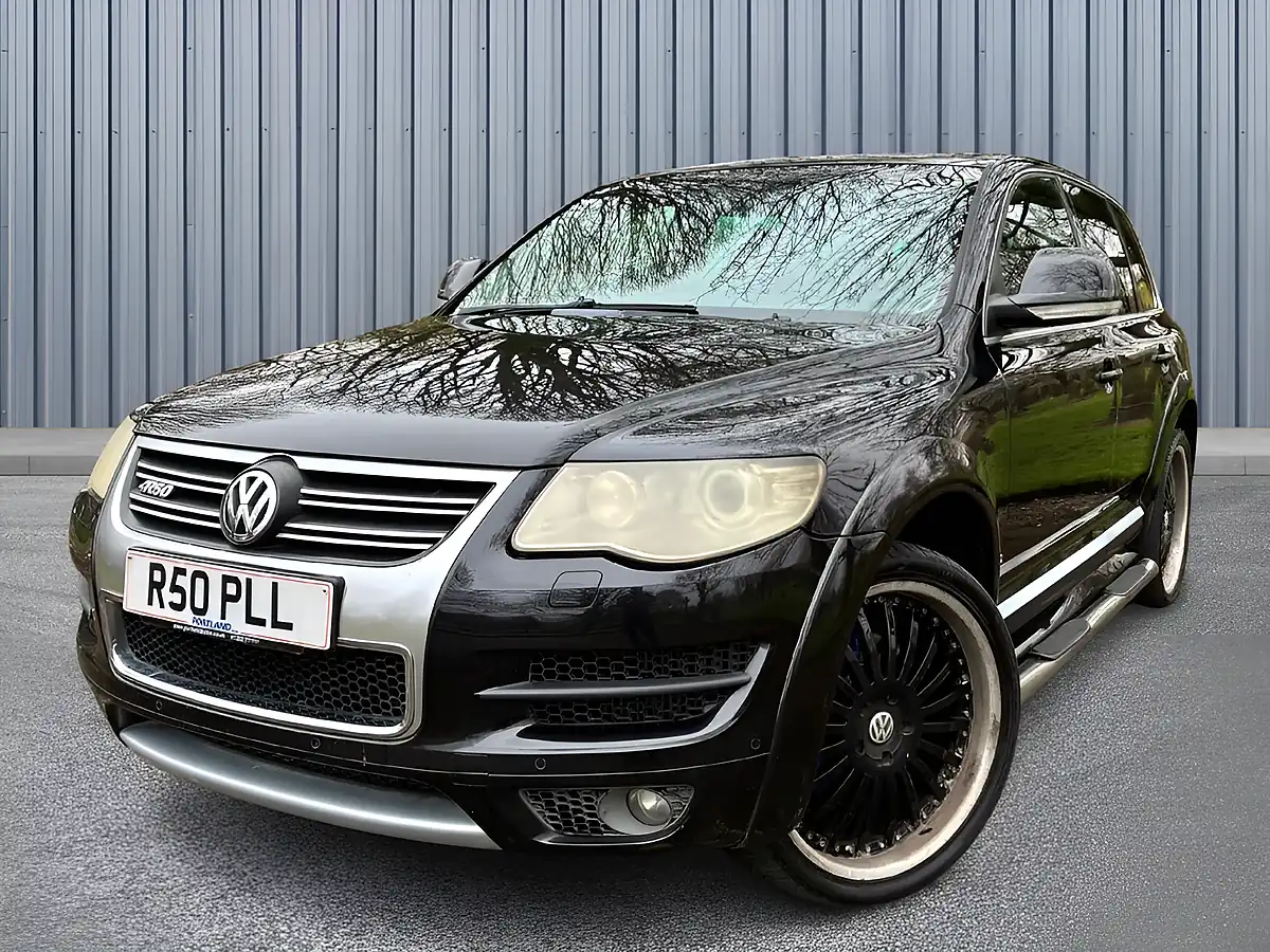 Used 2008 Volkswagen Touareg R50 Black - Interior and Exterior details 3