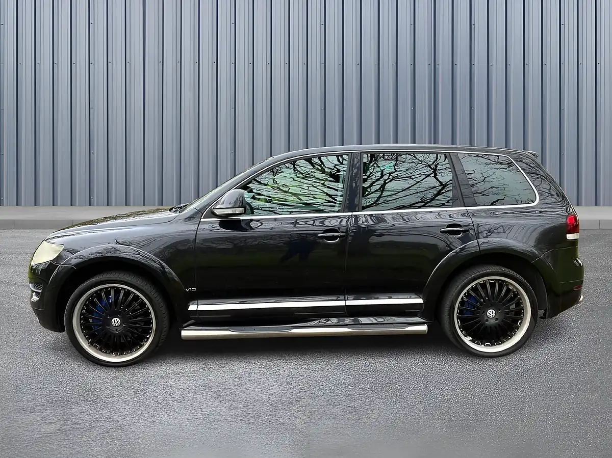 Used 2008 Volkswagen Touareg R50 Black - Interior and Exterior details 8