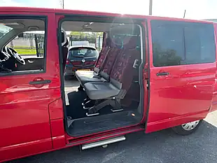 Used 2008 Volkswagen Transporter Shuttle T30 Se Red - Interior and Exterior details 15