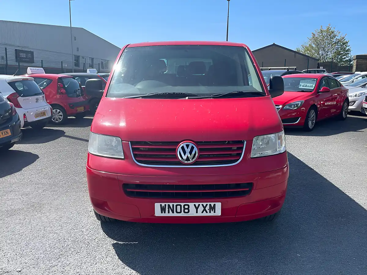 Used 2008 Volkswagen Transporter Shuttle T30 Se Red - Interior and Exterior details 3
