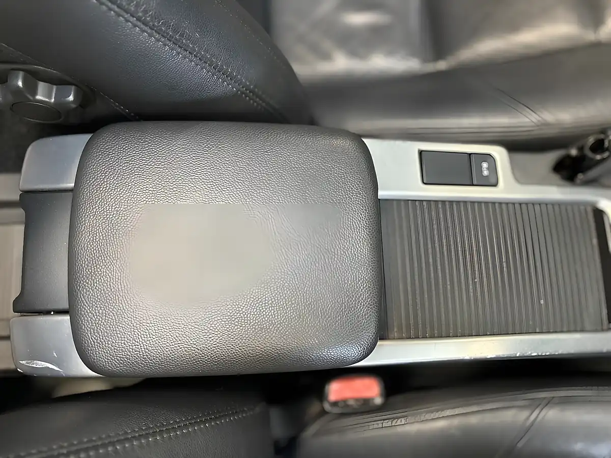 Used 2008 Volvo C70 Se Geartronic Blue - Interior and Exterior details 11