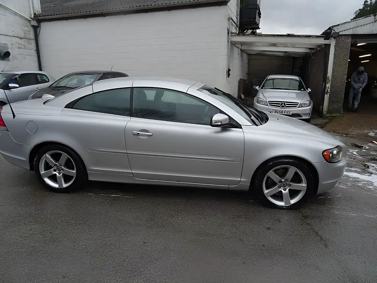 Used 2008 Volvo C70 Sport Silver - Interior and Exterior details 12