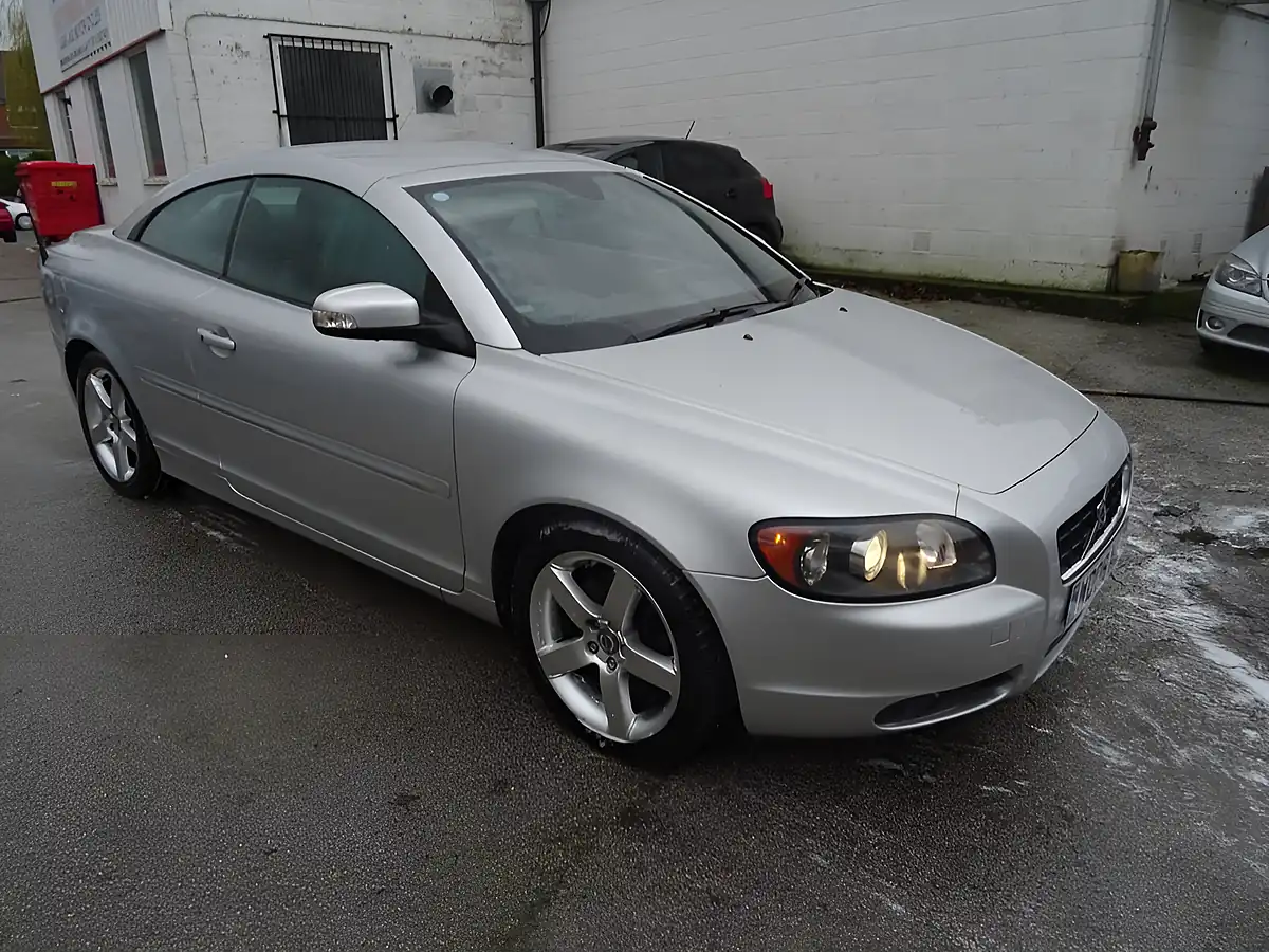 Used 2008 Volvo C70 Sport Silver - Interior and Exterior details 13