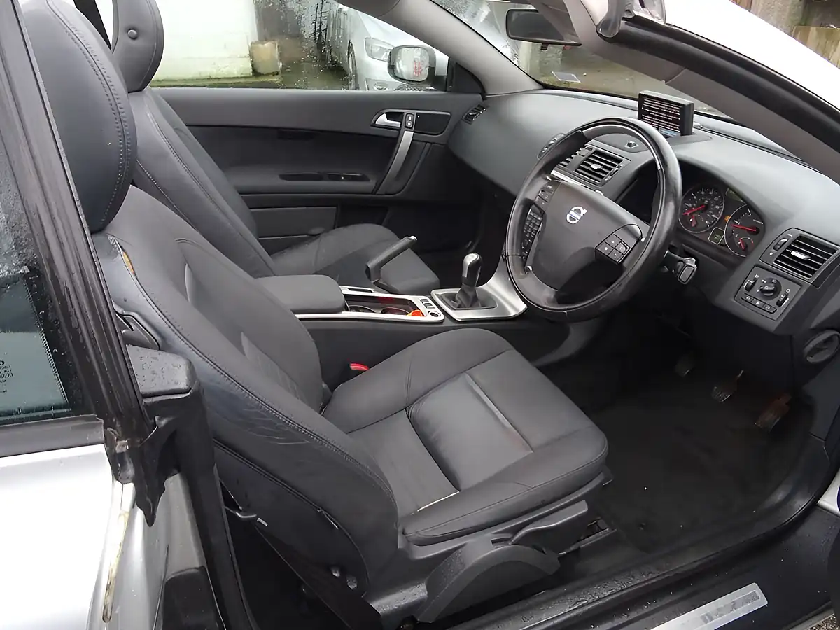 Used 2008 Volvo C70 Sport Silver - Interior and Exterior details 8