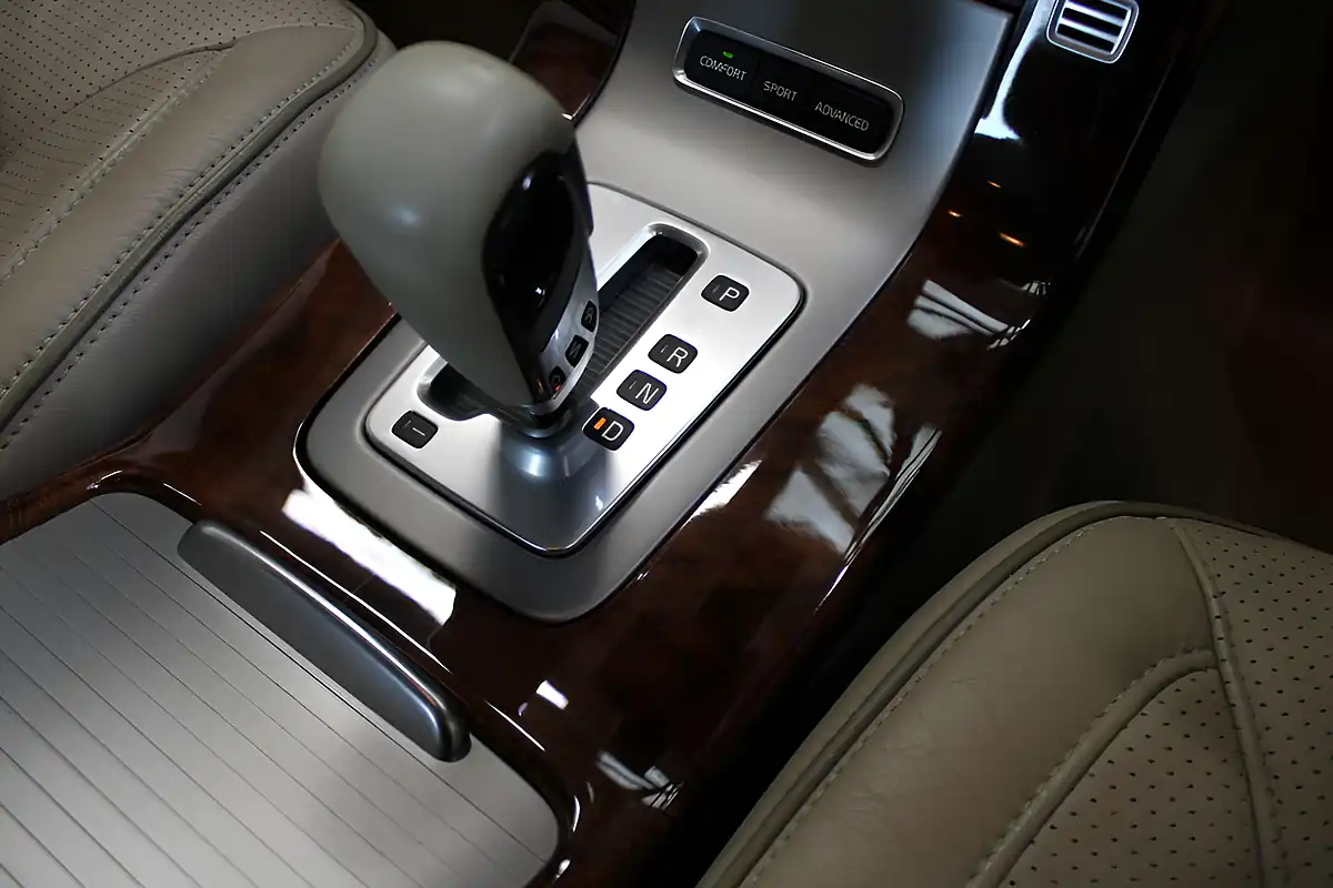 Used 2008 Volvo S80 Executive Gold - Interior and Exterior details 19