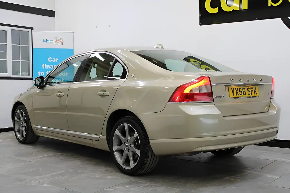 Used 2008 Volvo S80 Executive Gold - Interior and Exterior details 3