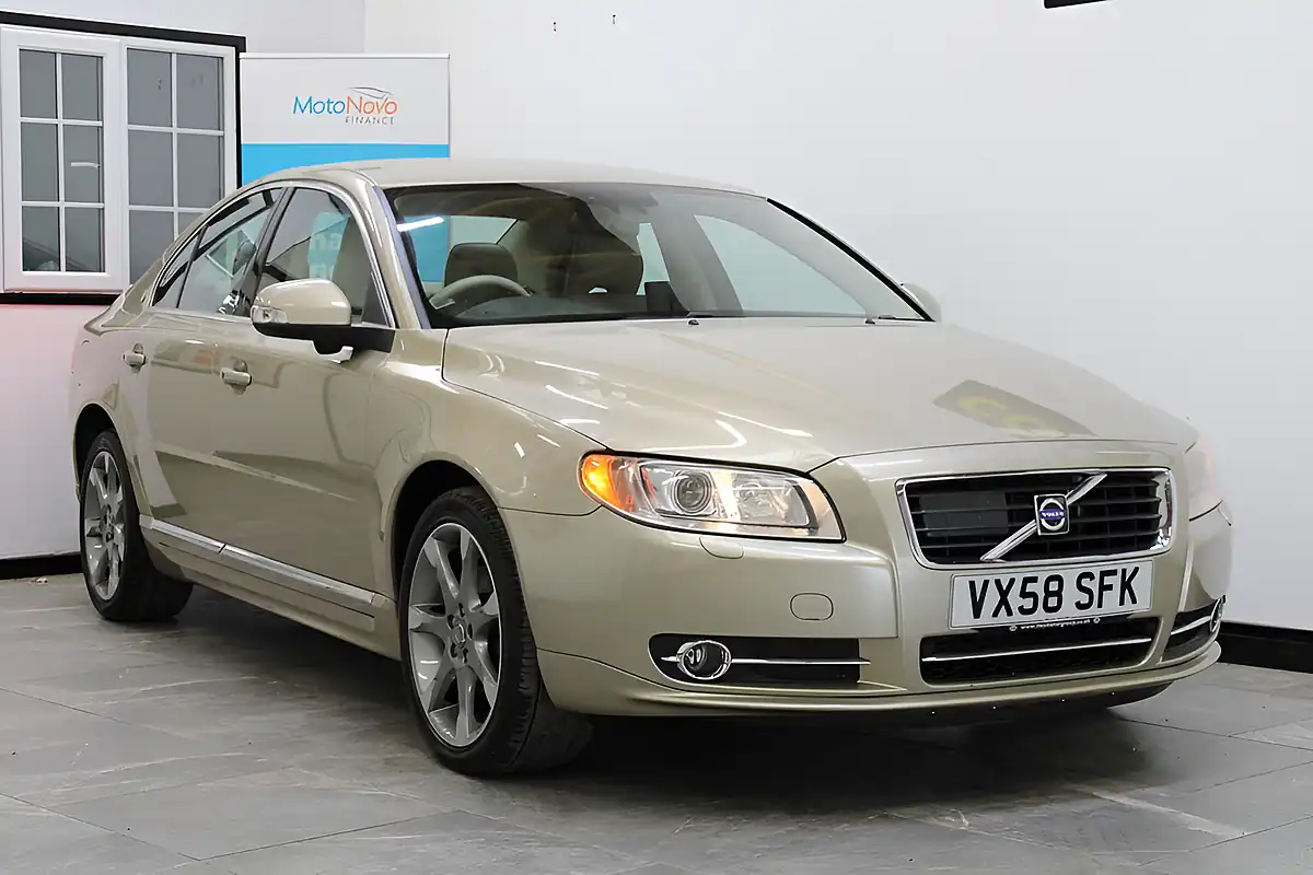 Used 2008 Volvo S80 Executive Gold - Interior and Exterior details 6