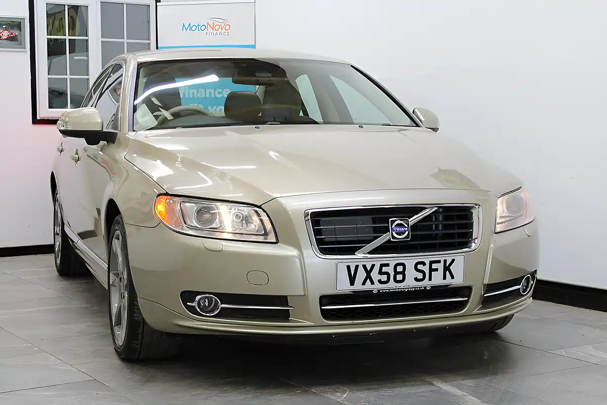 Used 2008 Volvo S80 Executive Gold - Interior and Exterior details 7