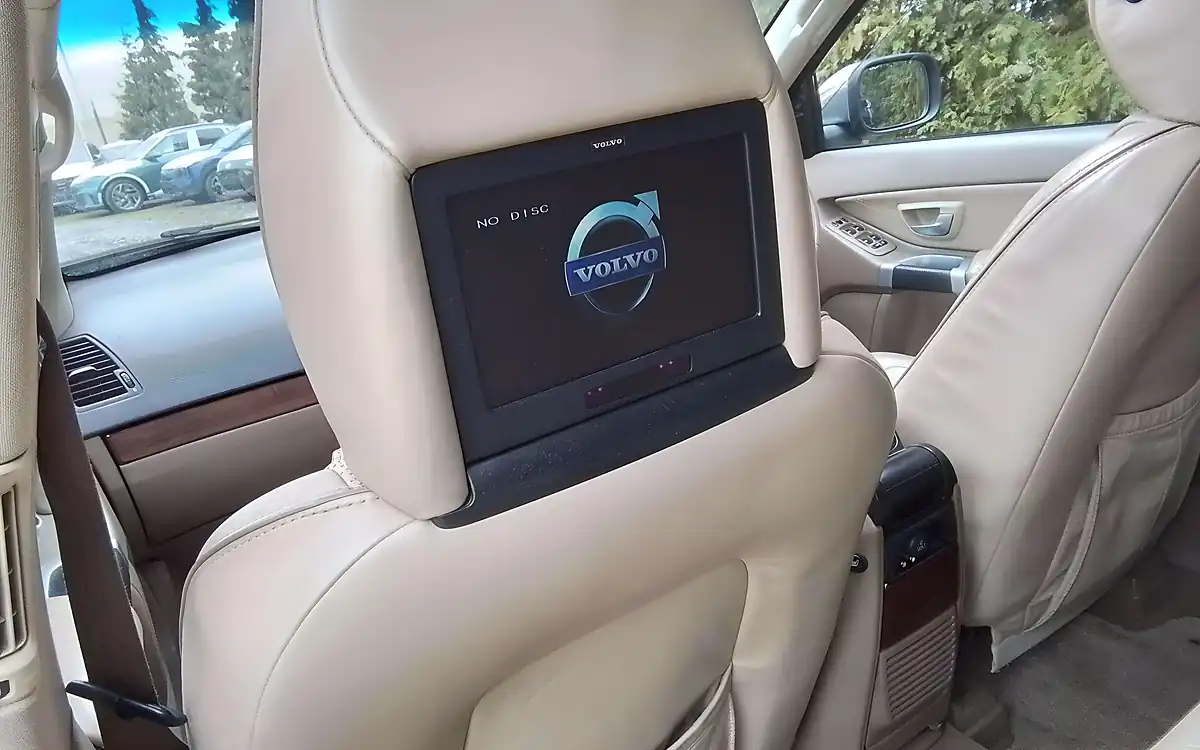 Used 2008 Volvo XC90 Executive Grey - Interior and Exterior details 6