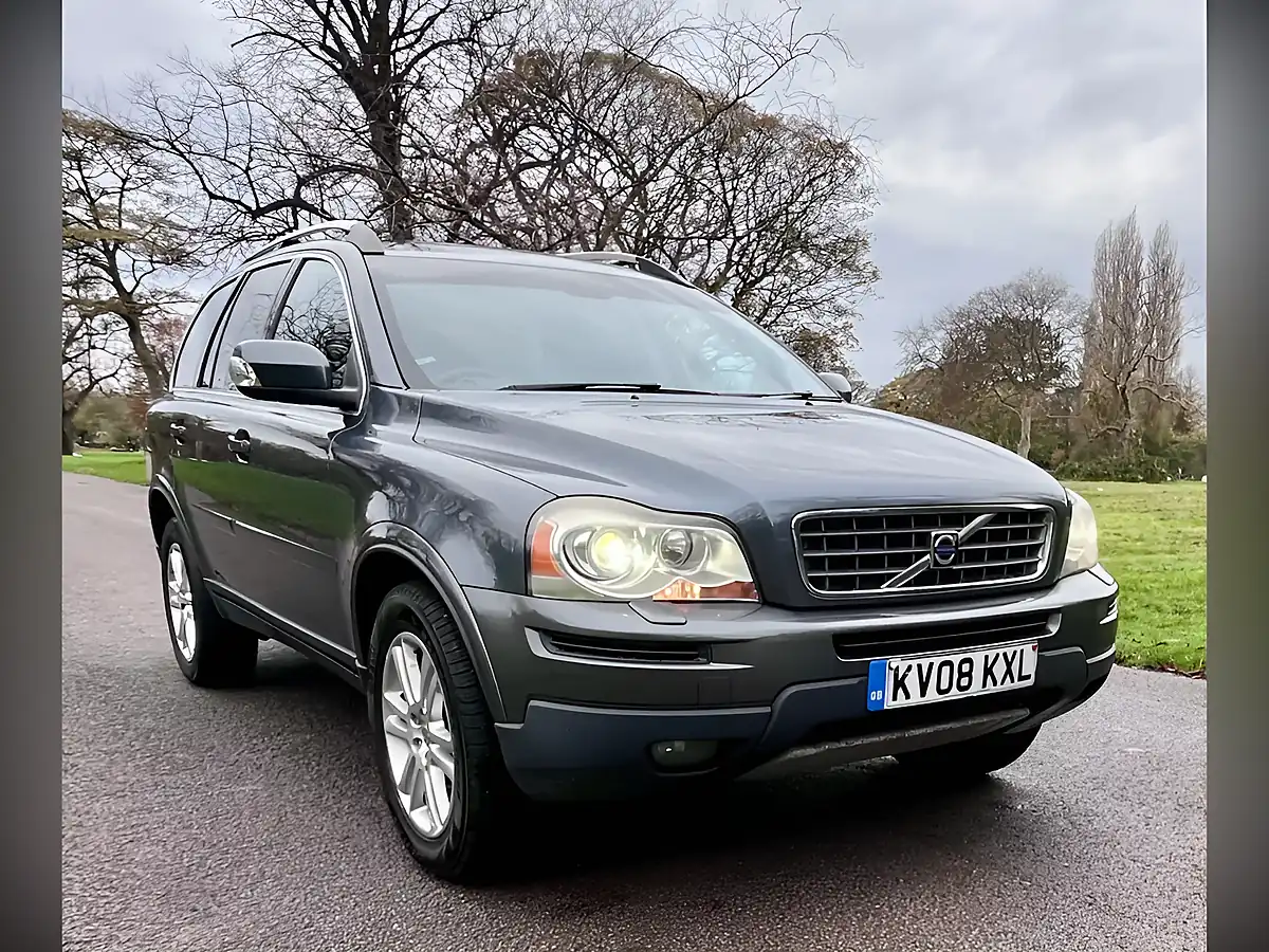 Used 2008 Volvo XC90 Se Lux Grey - Interior and Exterior details 11