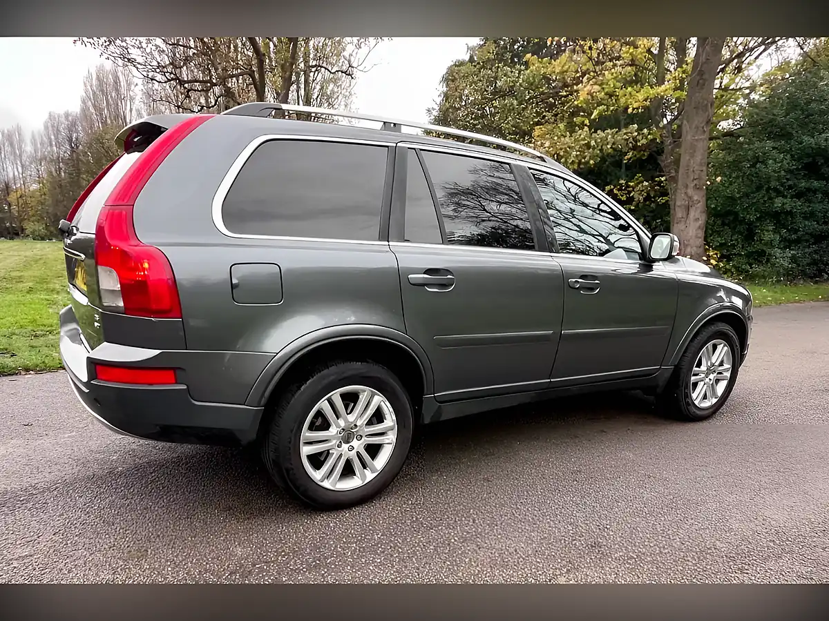 Used 2008 Volvo XC90 Se Lux Grey - Interior and Exterior details 17