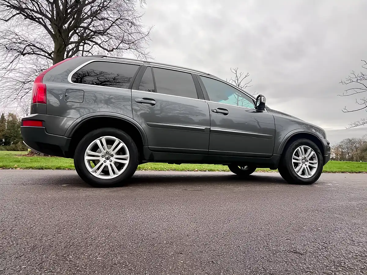 Used 2008 Volvo XC90 Se Lux Grey - Interior and Exterior details 19