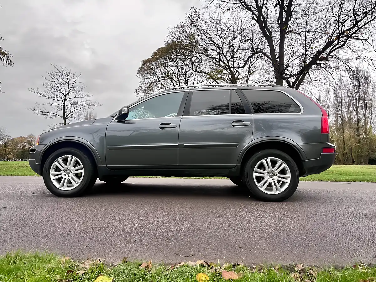 Used 2008 Volvo XC90 Se Lux Grey - Interior and Exterior details 6