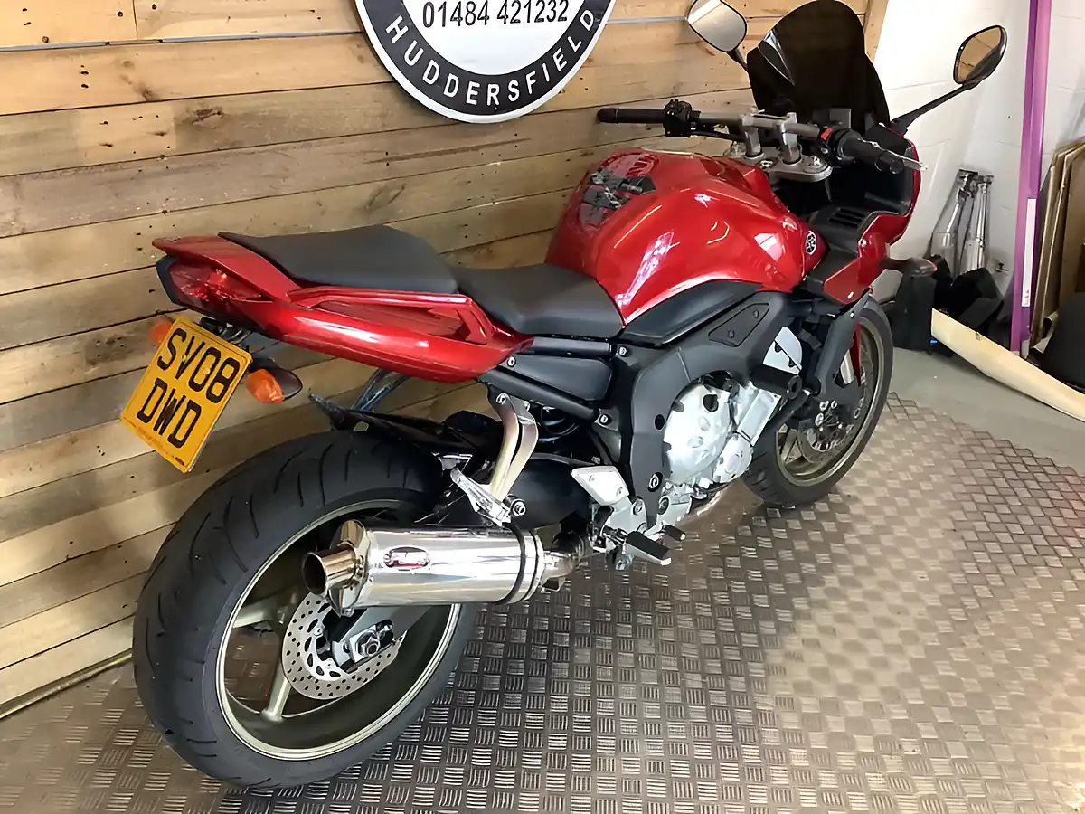 Used 2008 Yamaha Fz FZ1 - Interior and Exterior details 4
