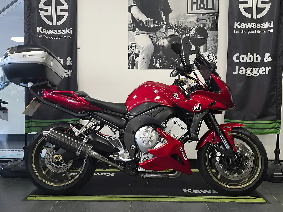 Used 2008 Yamaha FZ1 Fazer Red - Front View