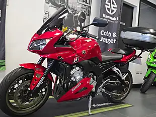 Used 2008 Yamaha FZ1 Fazer Red - Interior and Exterior details 11
