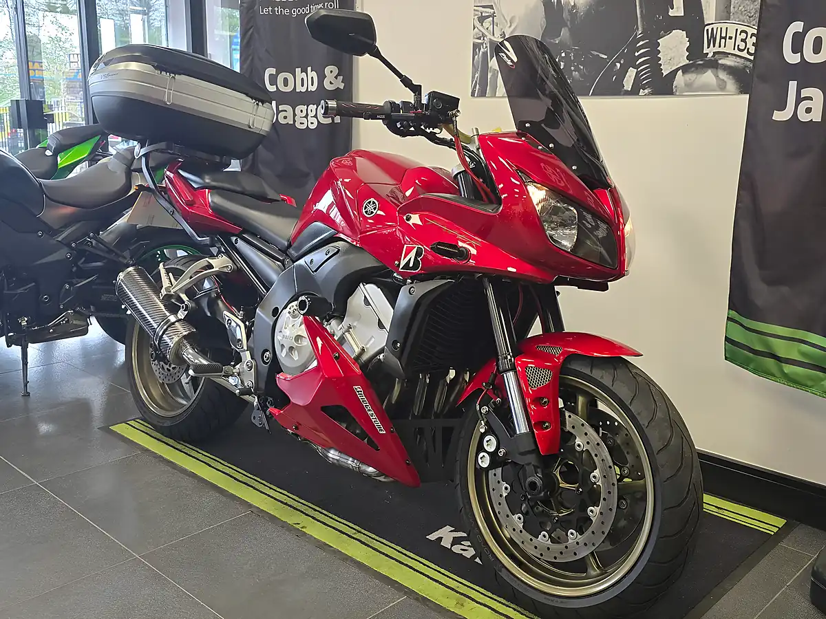 Used 2008 Yamaha FZ1 Fazer Red - Interior and Exterior details 2