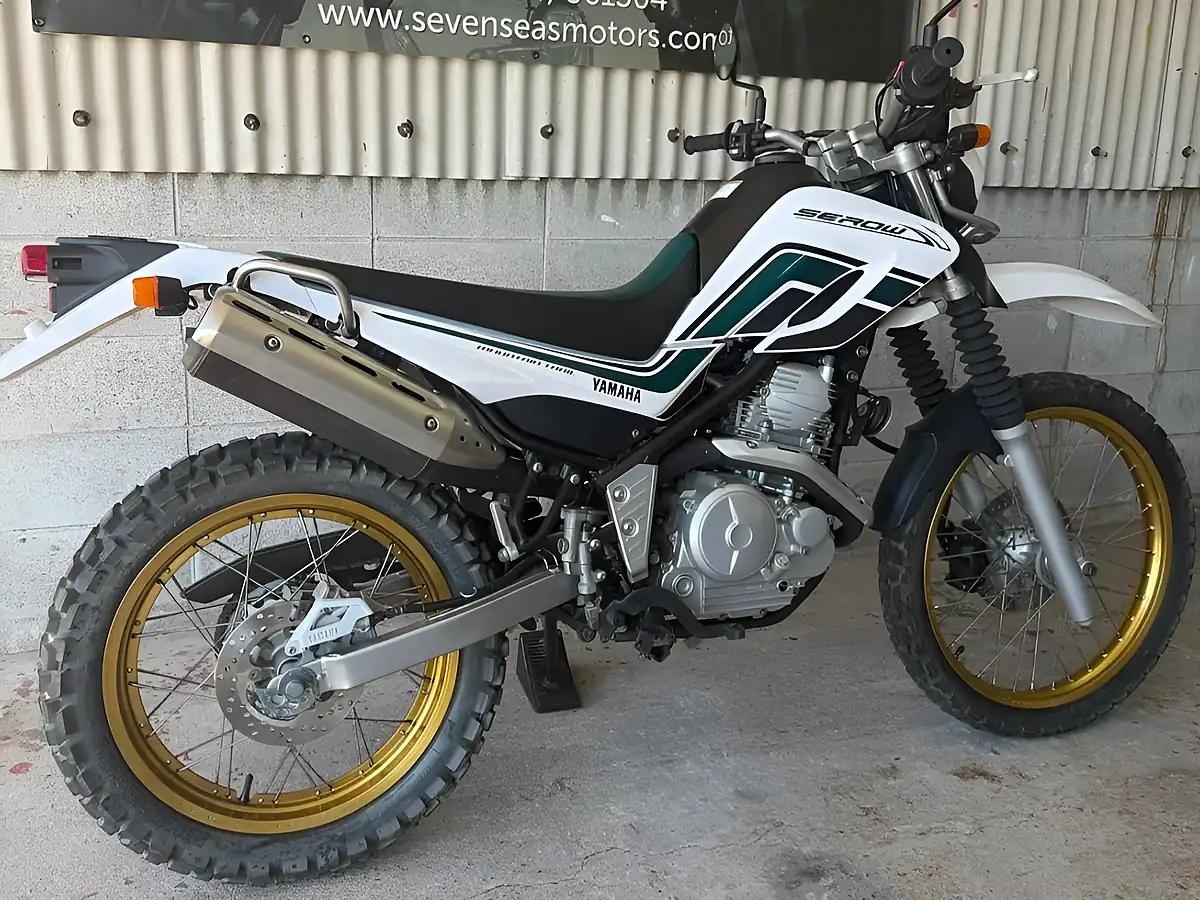 Used 2008 Yamaha Serow White - Interior and Exterior details 3