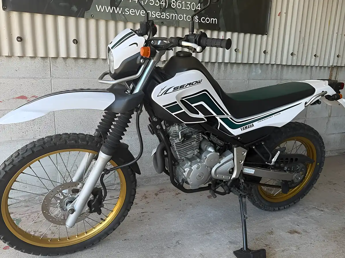 Used 2008 Yamaha Serow White - Interior and Exterior details 5