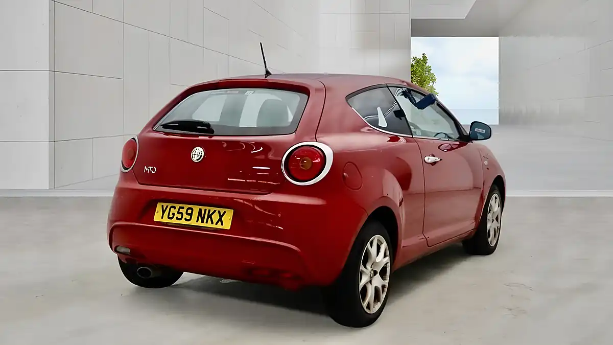 Used 2009 Alfa Romeo Mito Lusso Red - Interior and Exterior details 8