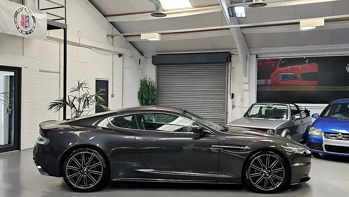 Used 2009 Aston Martin Dbs Coupe Quantum Silver - Interior and Exterior details 5