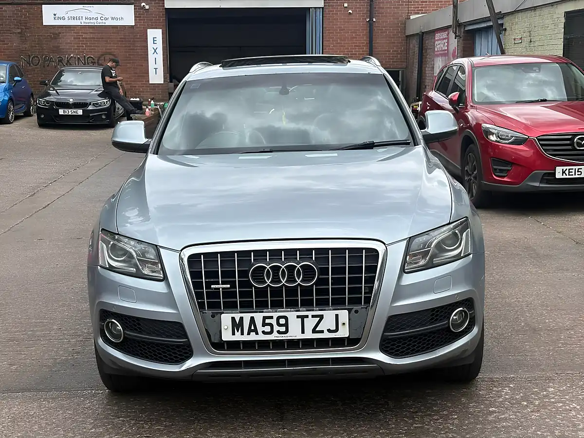 Used 2009 Audi Q5 S Line Silver - Interior and Exterior details 6