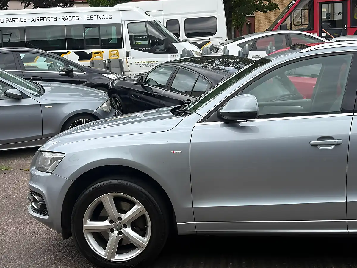 Used 2009 Audi Q5 S Line Silver - Interior and Exterior details 7