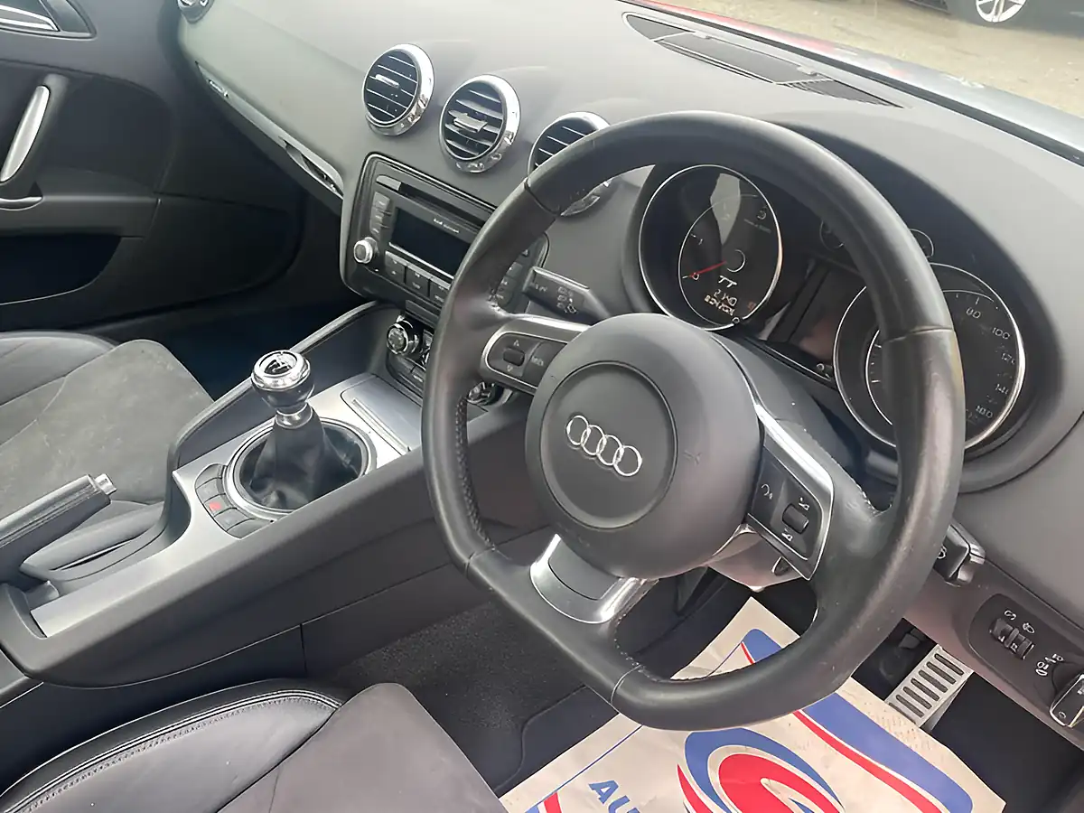 Used 2009 Audi Tt Quattro Silver - Interior and Exterior details 12