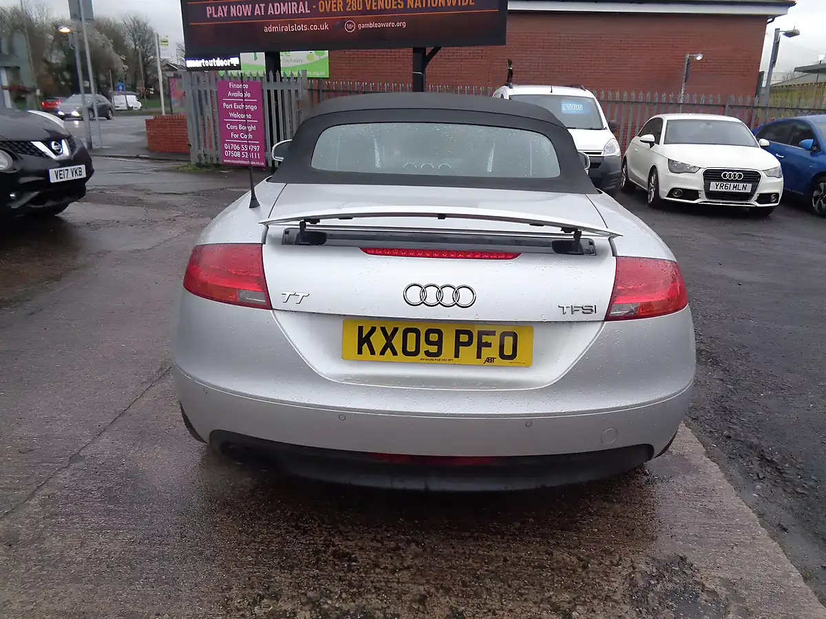 Used 2009 Audi Tt Roadster S Tronic Euro 4 Silver - Interior and Exterior details 8