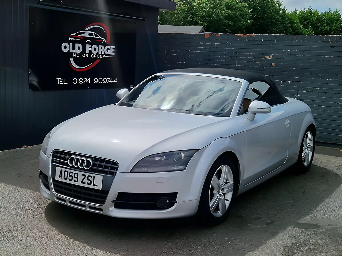 Used 2009 Audi Tt Roadster Silver - Front View