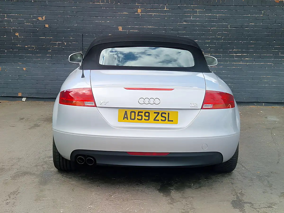 Used 2009 Audi Tt Roadster Silver - Interior and Exterior details 9