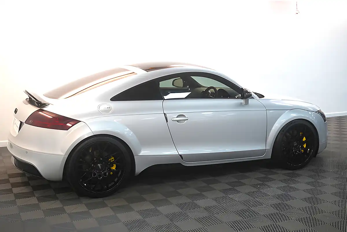 Used 2009 Audi Tt S Line Silver - Interior and Exterior details 12